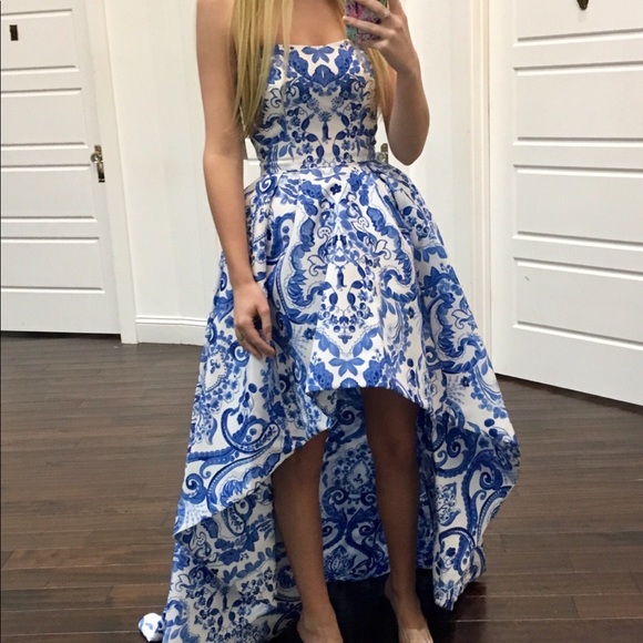 Sherri Hill Dresses & Skirts - Sherri Hill blue and white high low